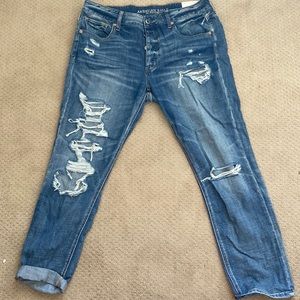 American Eagle Tomgirl Jeans with Rips